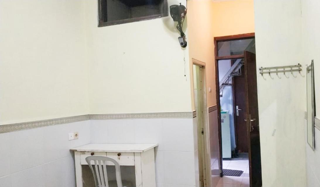 Hotel D'Kost Ketintang Surabaja Exteriér fotografie