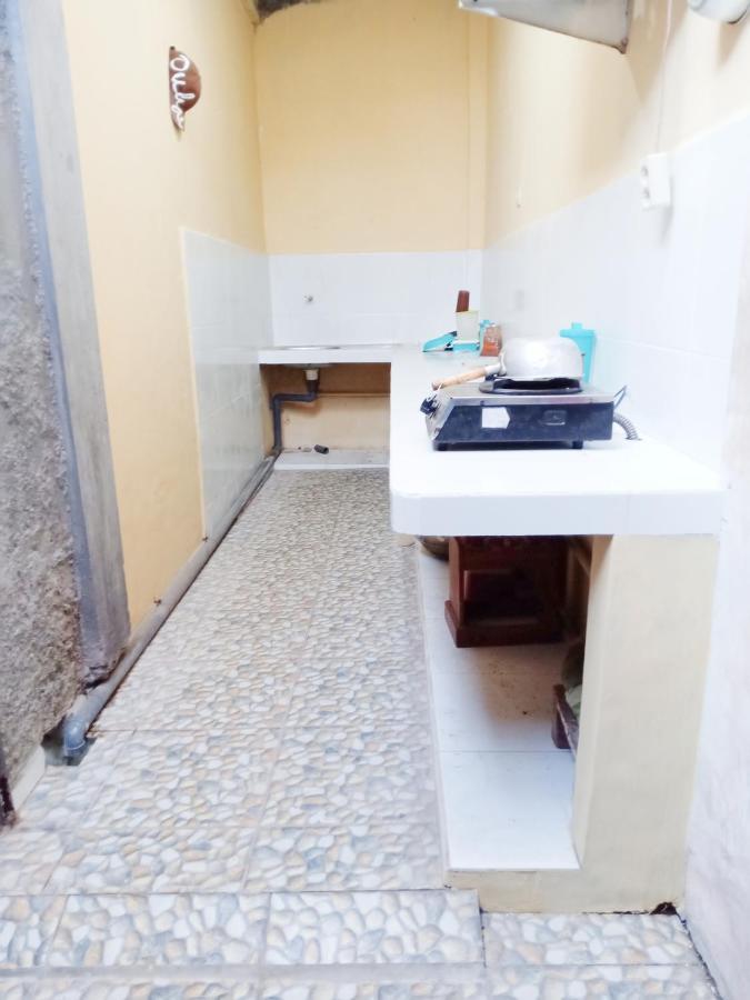 Hotel D'Kost Ketintang Surabaja Exteriér fotografie
